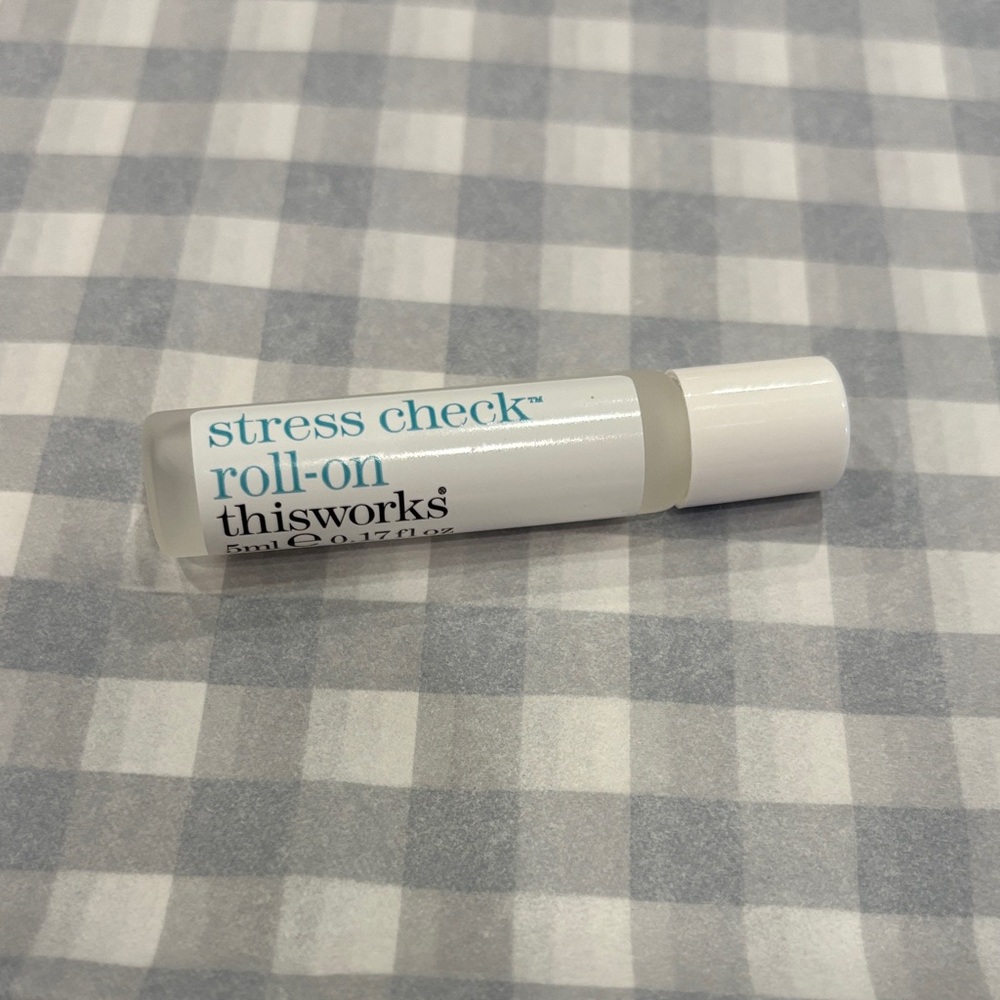 3/15$ ✨ This Works Stress Check Roll-On travel size 5ml aromatherapy